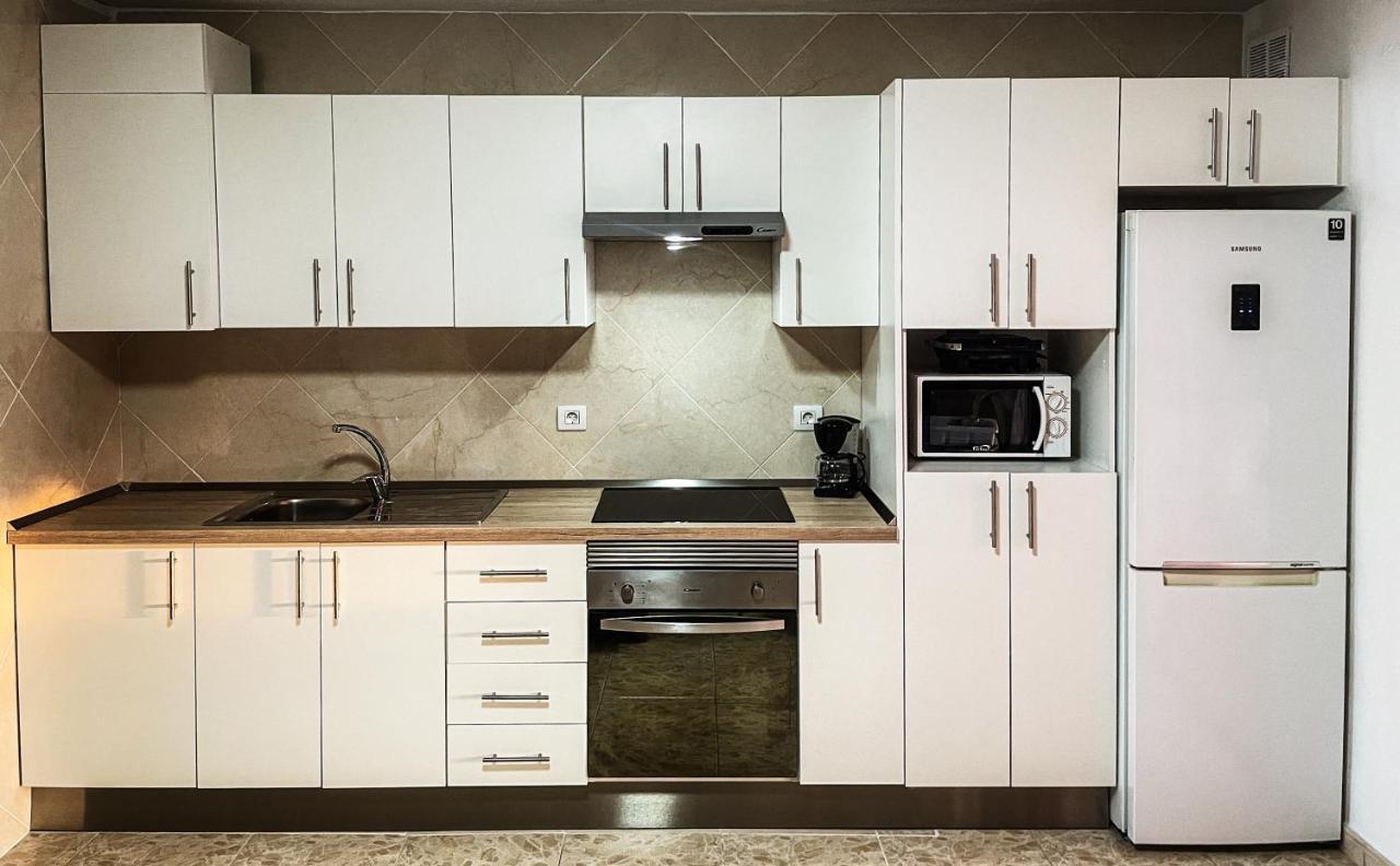 شقة لوس كريستيانوس  في Apartamento Los Cristianos المظهر الخارجي الصورة